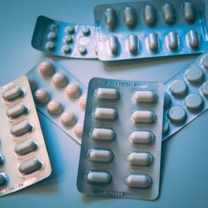 organic spirulina & daily multivitamin capsules